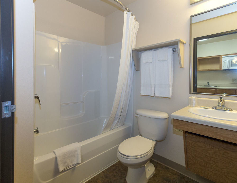 Woodspring Suites Каунсил-Блафс Экстерьер фото